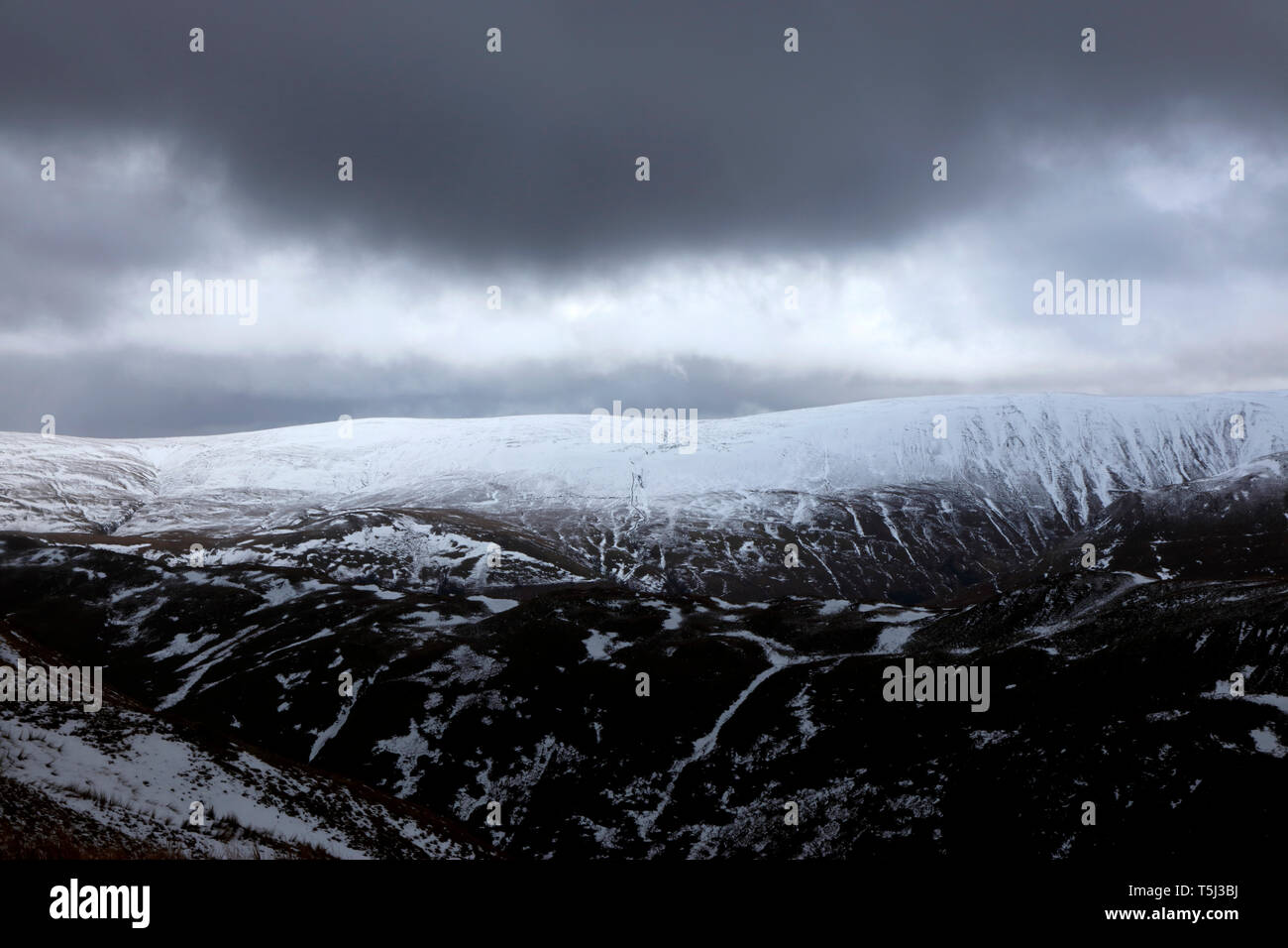 Sollevamento elevato visto dal luogo cadde, Lake District, Cumbria, England, Regno Unito Foto Stock