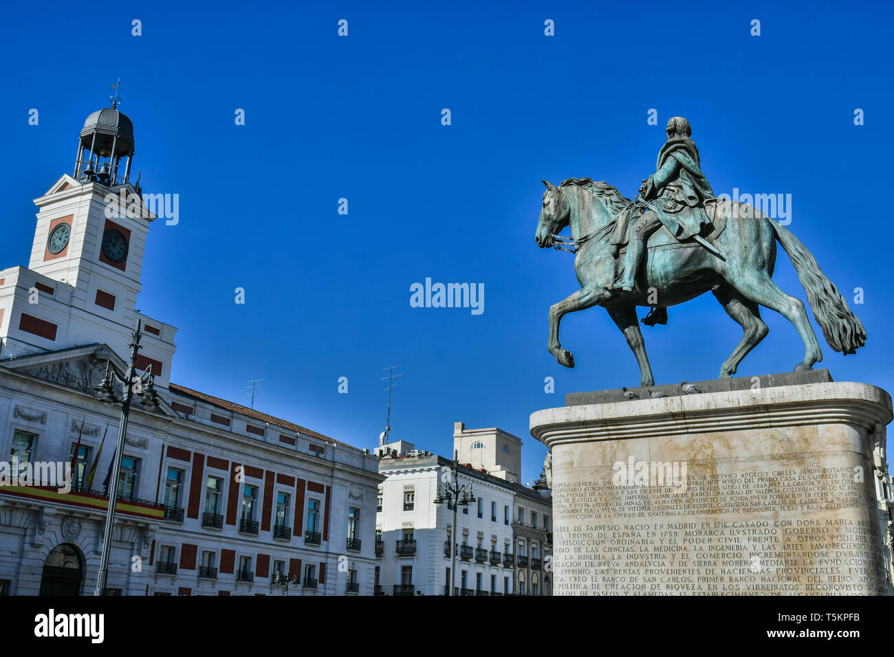Statua di Carlo III in Puerta del Sol di Madrid Foto Stock