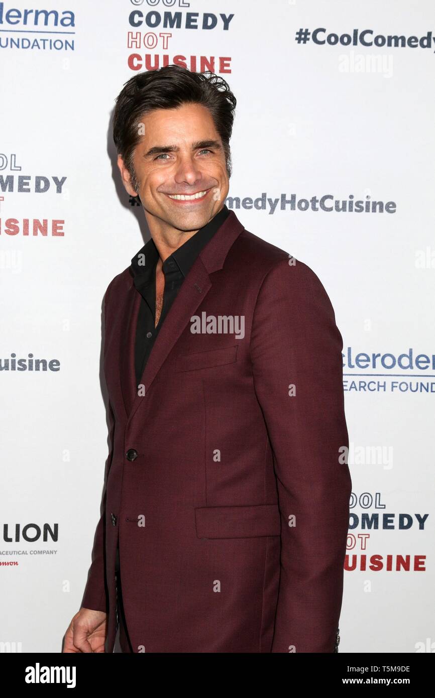 Beverly Hills, CA. Xxv Aprile, 2019. John Stamos presso gli arrivi per la sclerodermia Research Foundation Cool commedia cucina calda a vantaggio di Gala, Four Seasons Hotel Los Angeles at Beverly Hills, Beverly Hills, CA 25 aprile 2019. Credito: Priscilla concedere/Everett raccolta/Alamy Live News Foto Stock