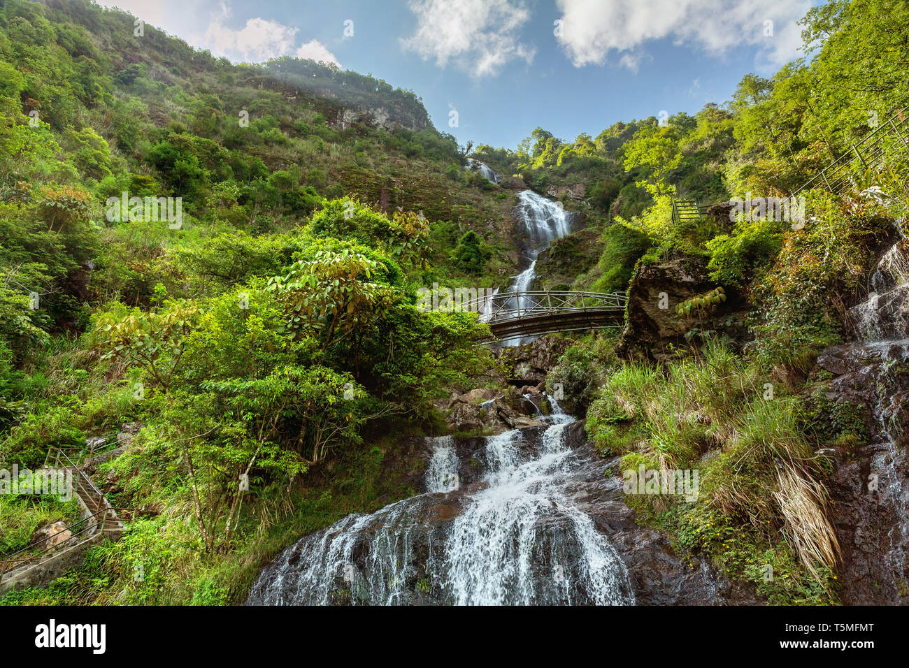 Cato Bac, conosciuta come la cascata di argento SaPa, situato in San Sai Ho, SaPa District, Vietnam Asia Foto Stock