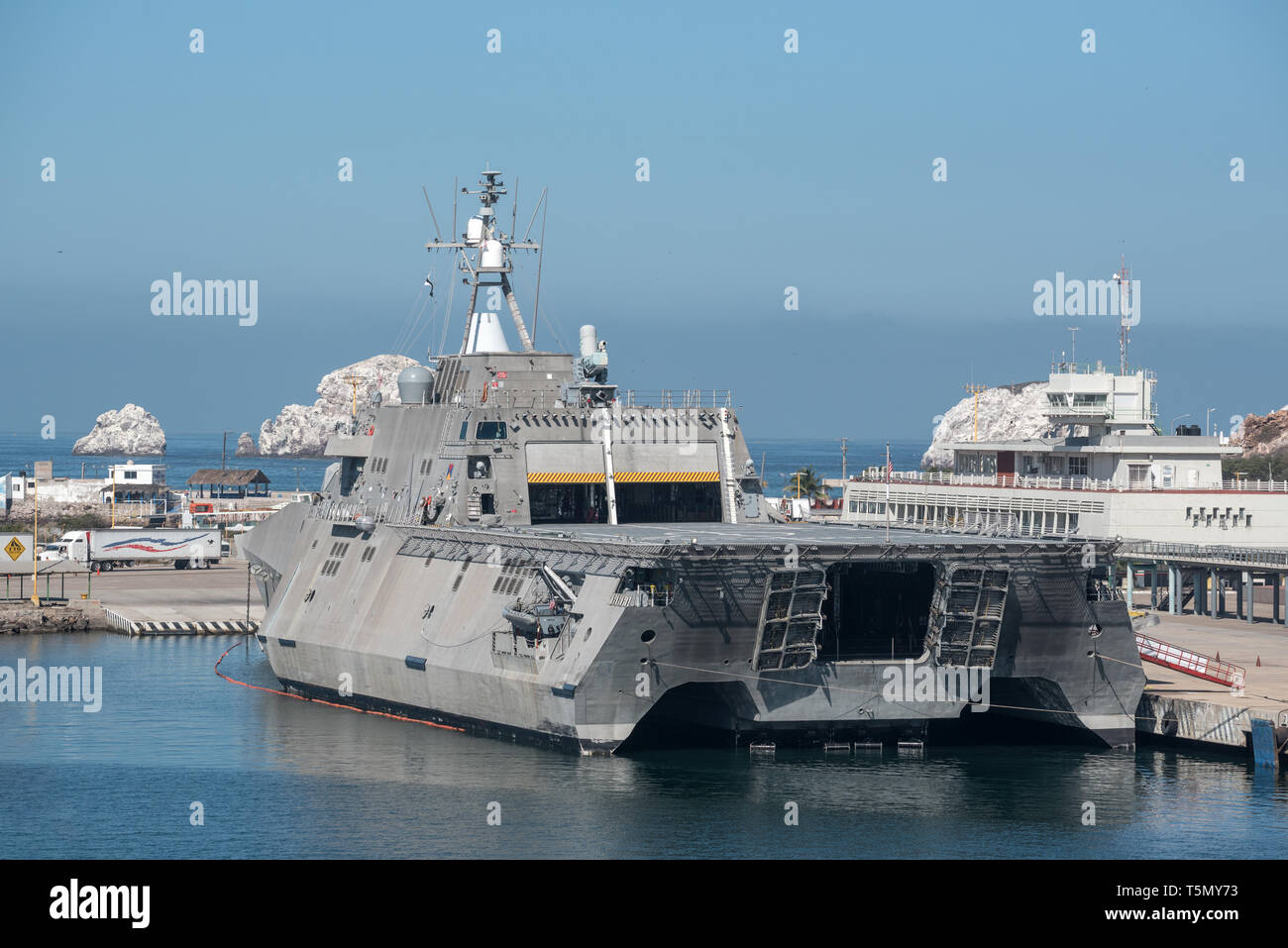 Marina degli Stati Uniti Littoral Combat Ship ancorata in mazatlan, Messico. Foto Stock