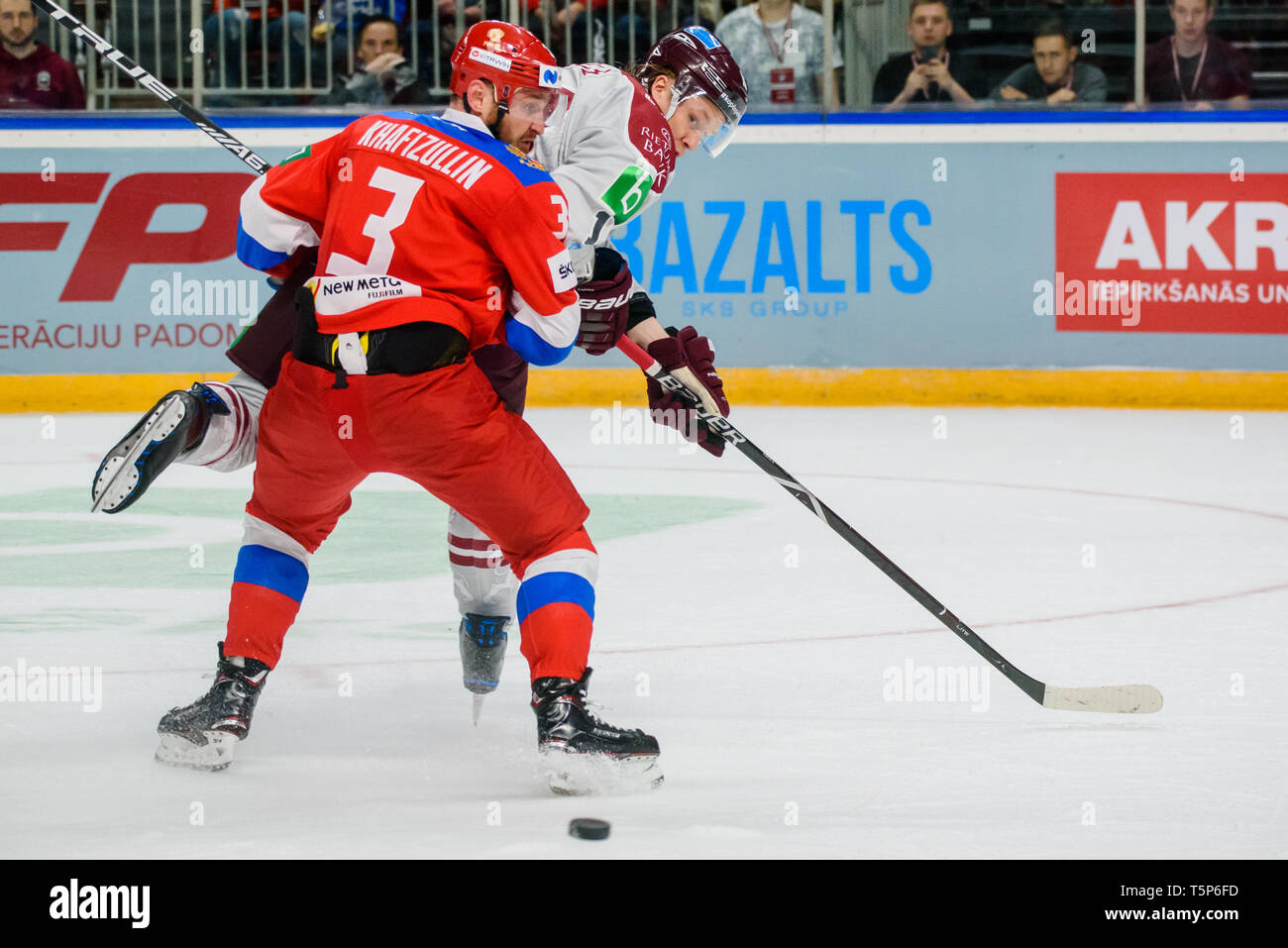 25.04.2019. RIGA, Lettonia. Euro Hockey gioco di sfida tra la squadra della Lettonia e team Russia. Arena di Riga Foto Stock