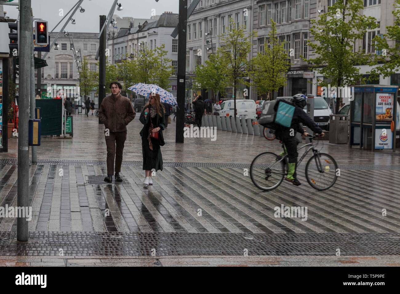 Cork, Irlanda, 26 Aprile, 2019. Il numero di ore prima della tempesta Hannah, Cork City. Foto Stock