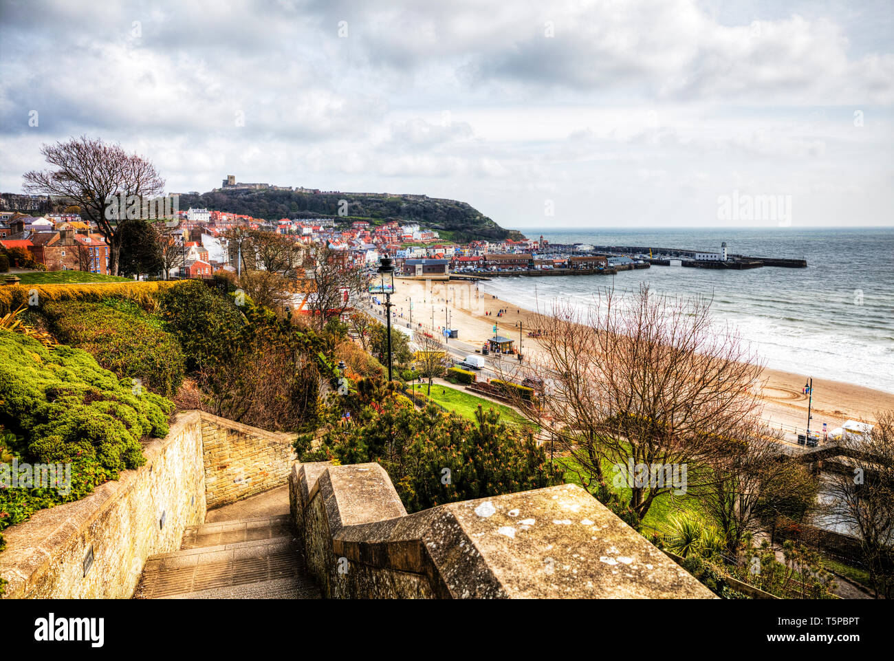 Città di Scarborough Yorkshire, Scarborough Yorkshire Regno Unito Inghilterra Scarborough, le città costiere, città di mare, città, cittadine, mare, costiere beach resort, Foto Stock
