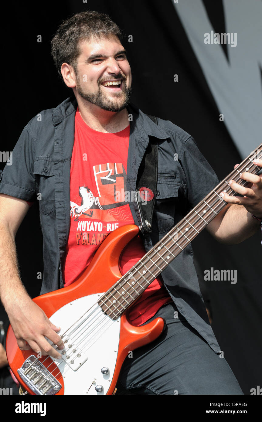 Carlos Gutierrez di Muyayo Rif effettuando al Womad Festival, Charlton Park, Regno Unito, 26 luglio 2014. Foto Stock