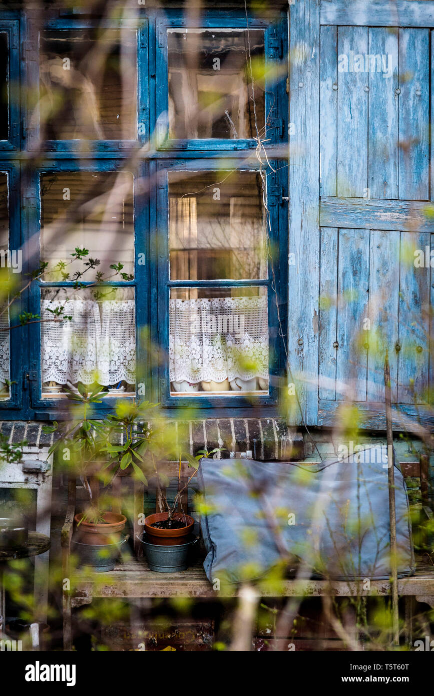 Unkempt davanti a una casa, Copenhagen, Danimarca Foto Stock