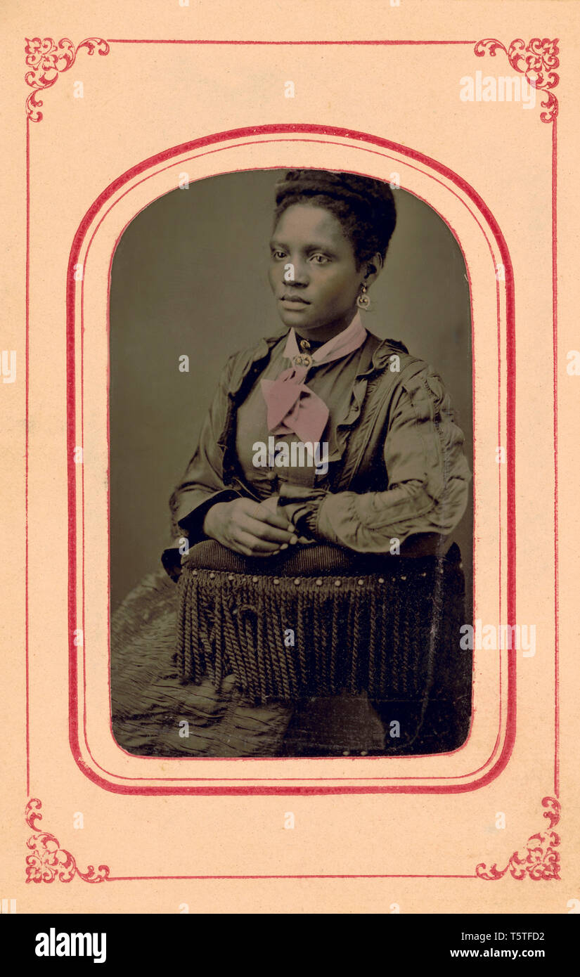 Laura A. Moore Westbrook, African American educatore, Half-Length seduto ritratto, Tintype fotografia, 1870 Foto Stock