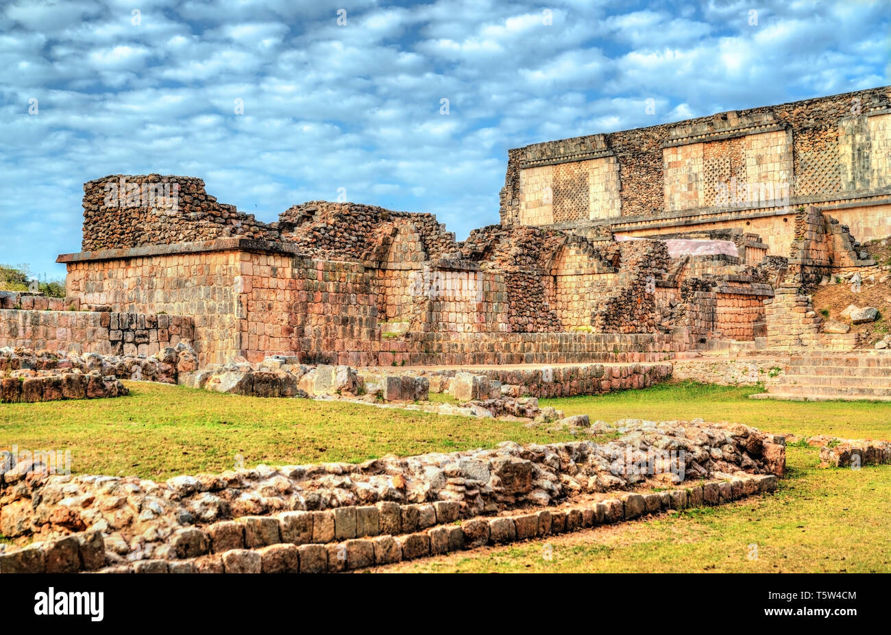 Uxmal, antica città maya del periodo classico nel presente-giorno Messico Foto Stock