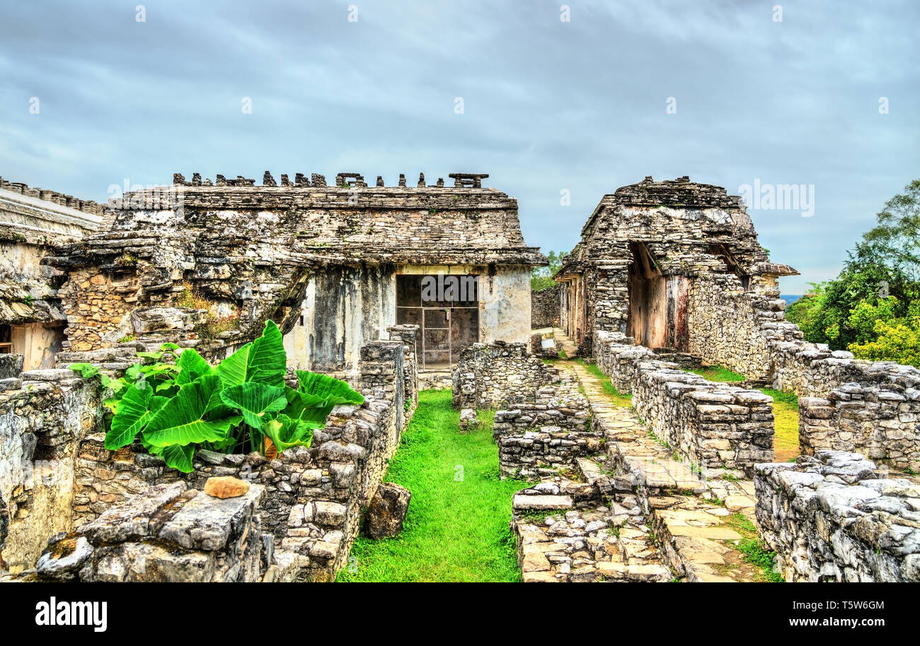 Il palazzo al Maya sito archeologico di Palenque, Messico Foto Stock