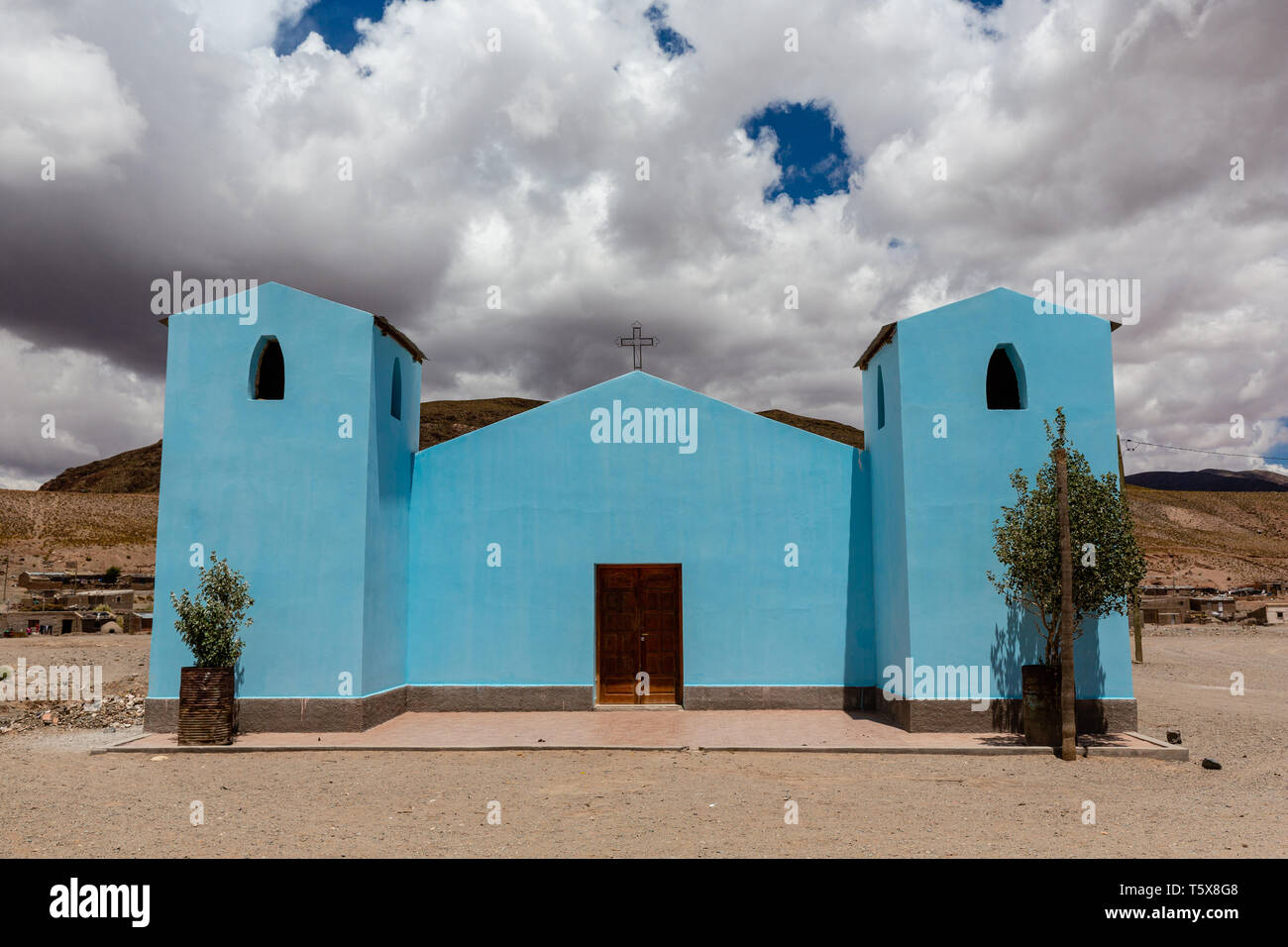 Chiesa blu a San Antonio de los Cobres, Salta, Argentina Foto Stock