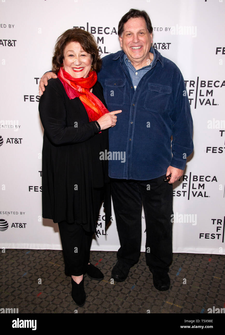 New York, NY - Aprile 26, 2019: Margo Martindale e Skipp Sudduth frequentare il 'colpo l uomo all' screening durante il 2019 Tribeca Film Festival a SV Foto Stock