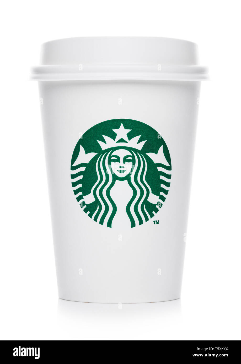 LONDON, Regno Unito - 15 Aprile 2019: Starbucks Coffee bicchiere di carta  per prendere il via sul bianco. Starbucks è il più grande del mondo coffee  house Foto stock - Alamy