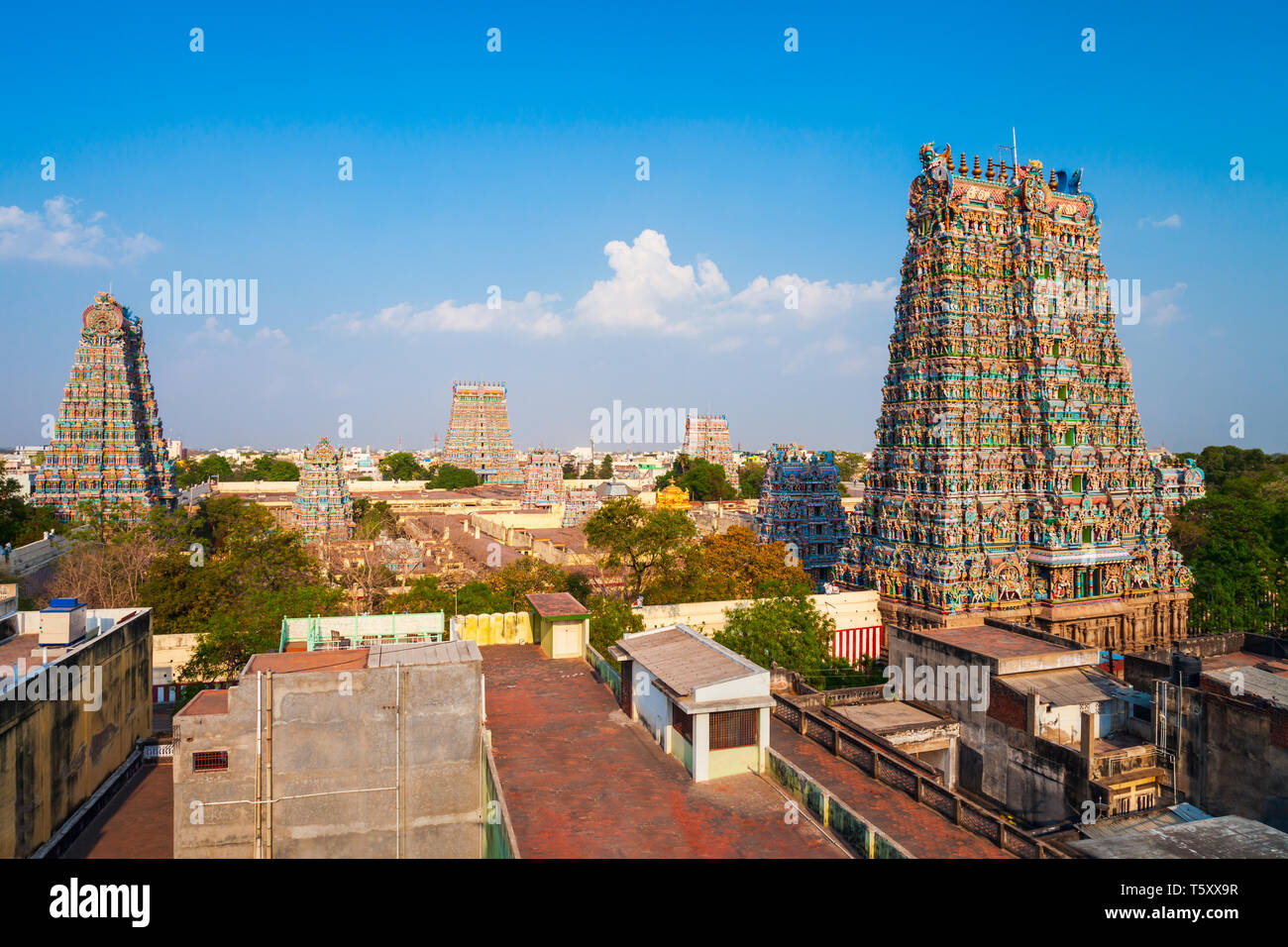 Meenakshi Amman Tempio è uno storico tempio indù si trova nella città di Madurai in Tamil Nadu in India Foto Stock
