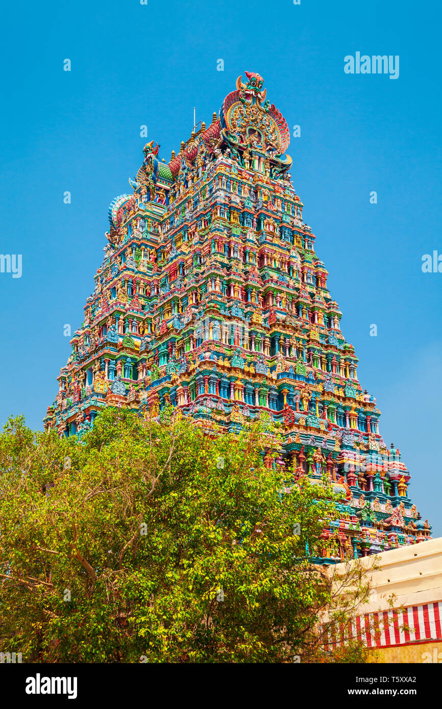 Meenakshi Amman Tempio è uno storico tempio indù si trova nella città di Madurai in Tamil Nadu in India Foto Stock