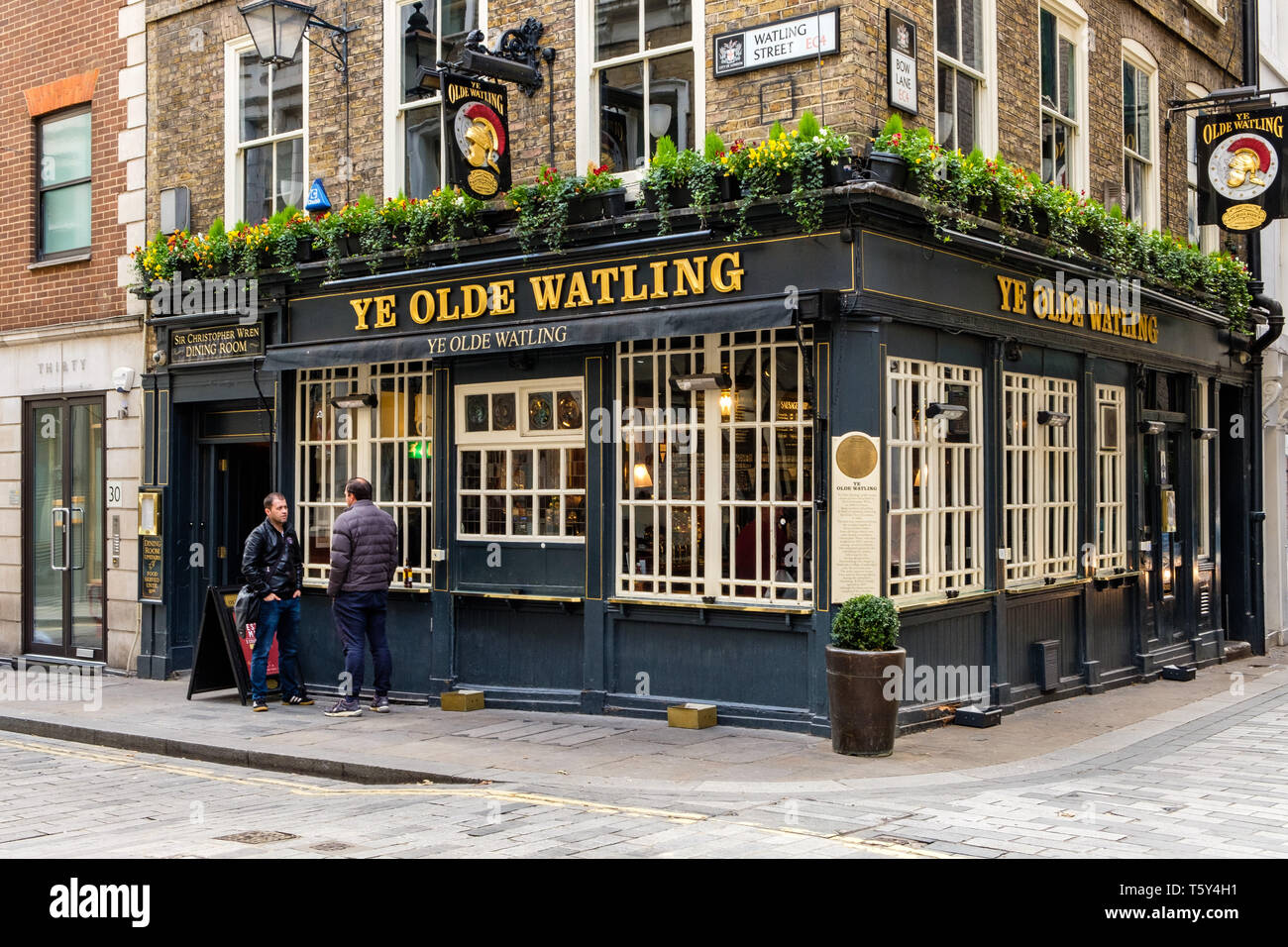 Ye Olde Watling Public House, Watling Street, Londra Foto Stock