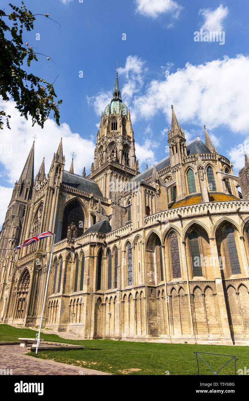 Bayeux, Francia - 01 Settembre 2018: Cattedrale di Nostra Signora di Bayeux o la Cattedrale di Notre-dame de Bayeux. Dipartimento del Calvados, Normandia, Francia Foto Stock