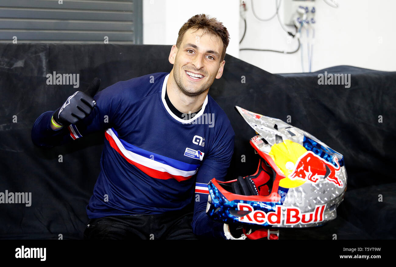 In Francia la Joris Daudet celebra vincendo gli uomini finale e durante il giorno uno del 2019 UCI BMX Supercross World Cup presso la HSBC UK National centro ciclistico, Manchester. Foto Stock