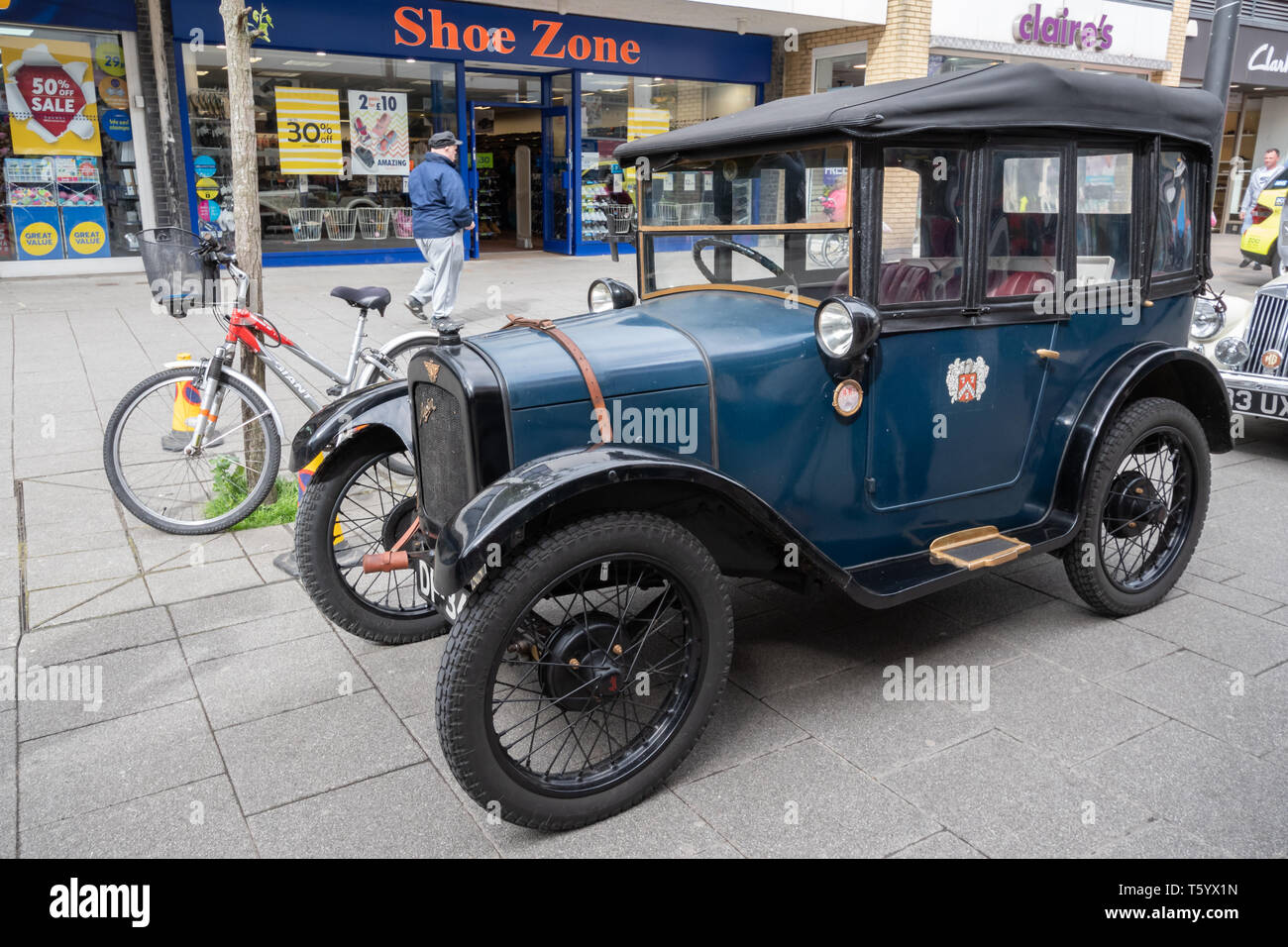 Blue 1926 Austin 7 (Austin Chummy) vintage auto sul display in un classico Autoveicolo visualizza, REGNO UNITO Foto Stock