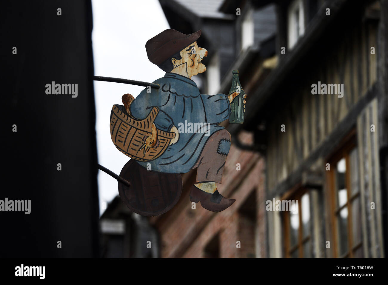 Venditore di vino shop segno - Honfleur - Calvados - Francia Foto Stock