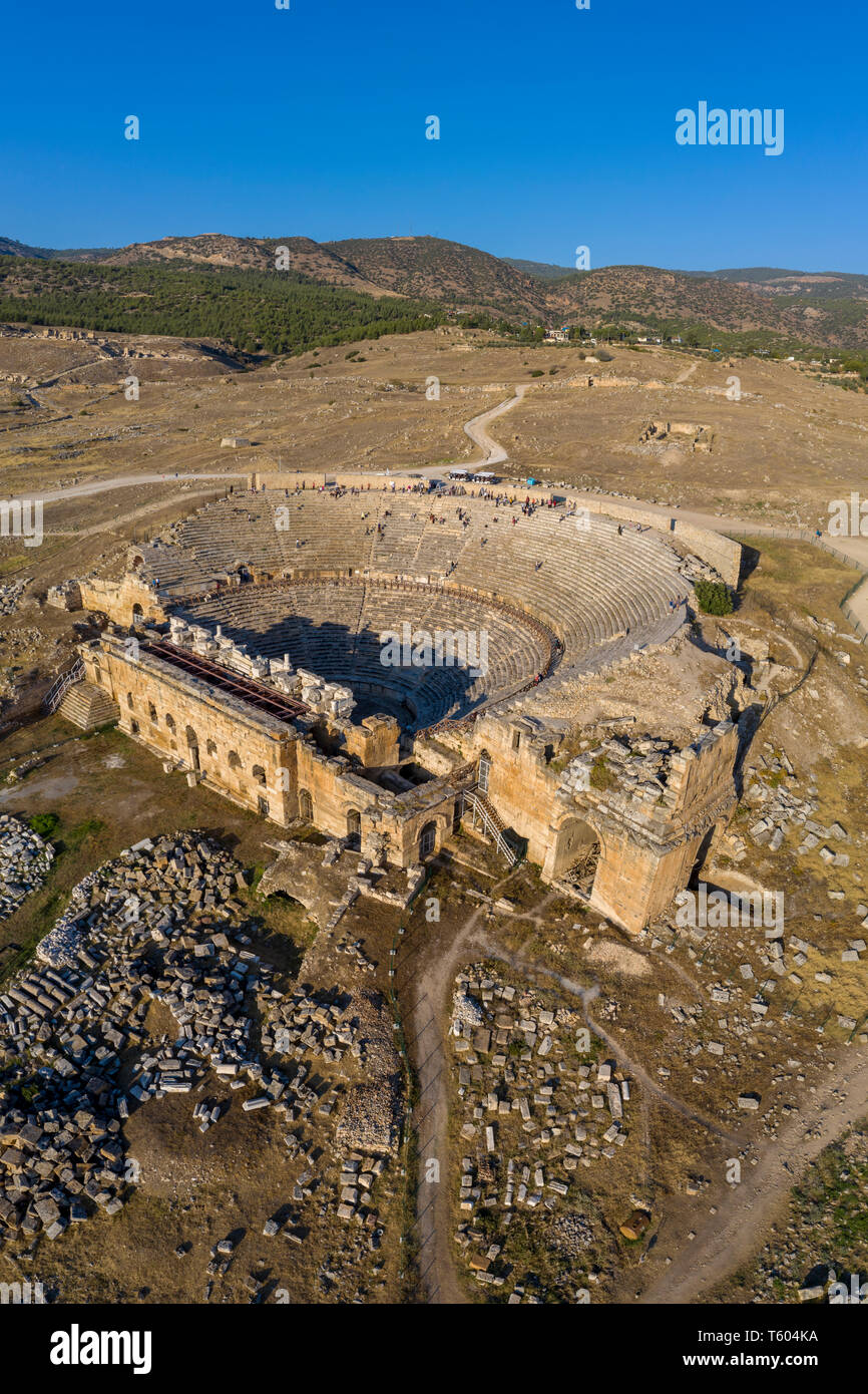 Turchia, Denizli Provincia, Pamukkale, Hierapolis Pamukkale Sito Archeologico (Sito UNESCO), Ierapoli Theatre Foto Stock
