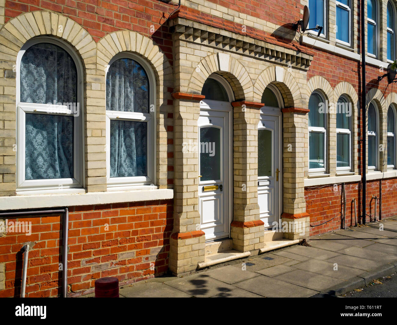 Bello stile vittoriano case a schiera in Boswell Street Middlesborough fornendo alloggio entro il Tesside Campus Universitario Foto Stock
