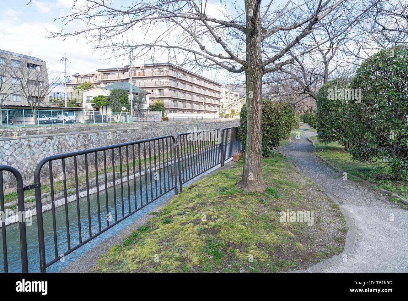 Canale vicino Ebisu fiume centrale idroelettrica, Sakyo-Ku, Kyoto, Giappone Foto Stock