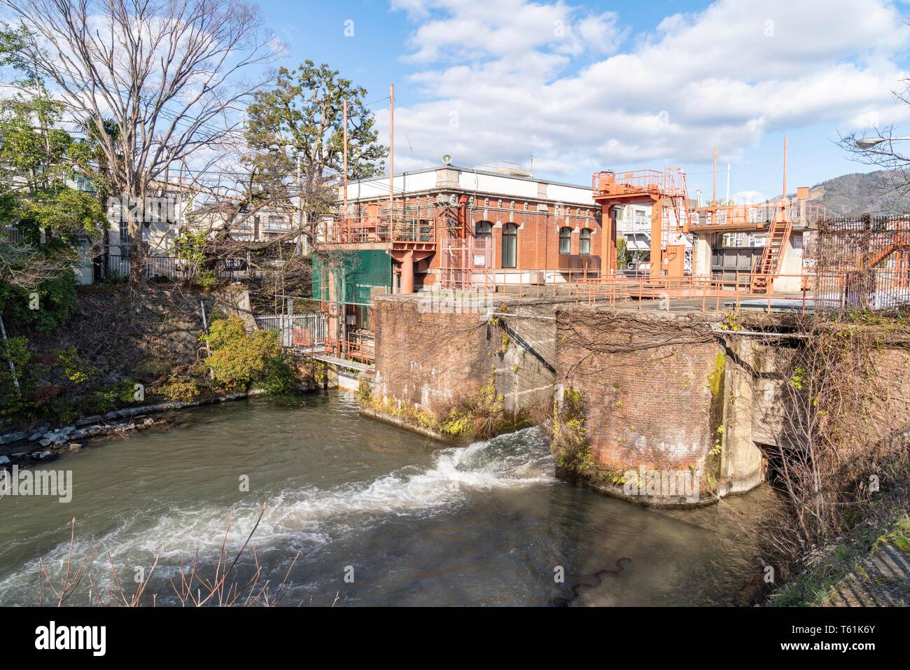 Ebisu fiume centrale idroelettrica, Sakyo-Ku, Kyoto, Giappone Foto Stock