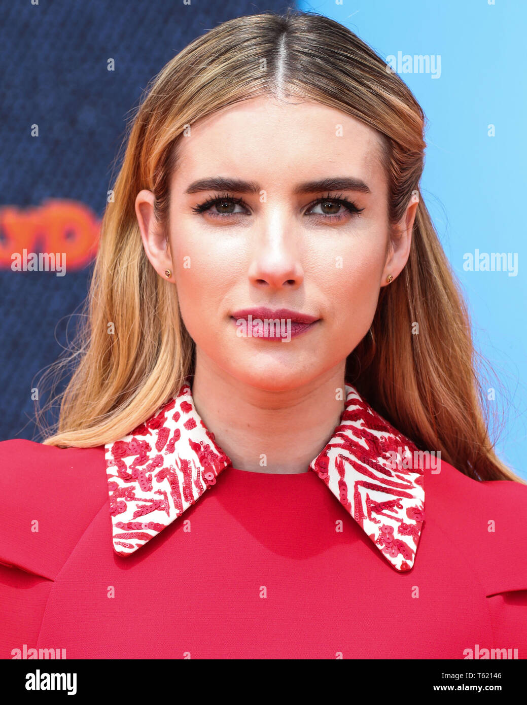 LOS ANGELES, CALIFORNIA, STATI UNITI D'America - 27 aprile: attrice Emma Roberts indossando Louis Vuitton con Jennifer Meyer gioielli arriva in corrispondenza della prima mondiale del film di STX' 'UglyDolls" tenutasi presso Regal Cinemas L.A. Vivere il 27 aprile 2019 a Los Angeles, California, Stati Uniti. (Foto di Xavier COLLIN/Image Press Agency) Foto Stock