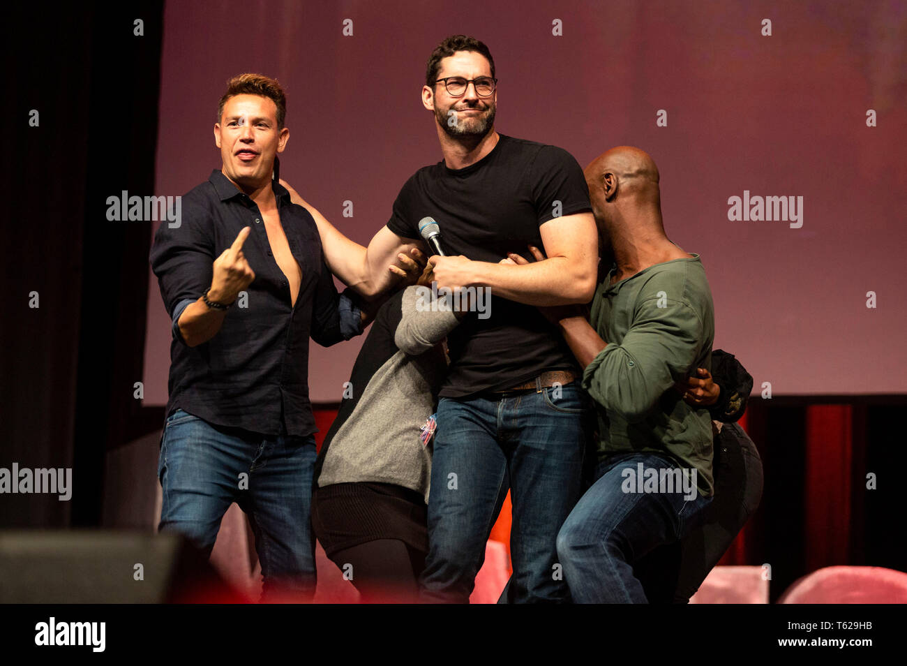 Bonn, Germania. 26 apr, 2019. Kevin Alejandro, Tom Ellis e DB Woodside al MagicCon 3 al Maritim Hotel. Bonn, 26.04.2019 | Utilizzo di credito in tutto il mondo: dpa/Alamy Live News Foto Stock