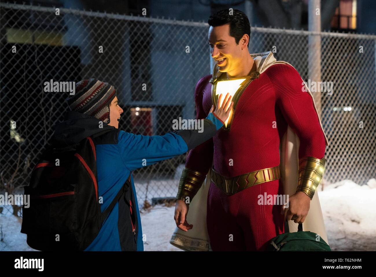 ZACHARY LEVI E JACK DYLAN GRAZER in SHAZAM! (2019). Credito: Warner Bros DC / Intrattenimento / DC Comics / Nuova Linea Cinem / WILKIE, STEVE / Album Foto Stock