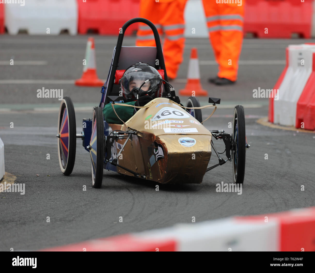 Greenpower Electric Car Racing venite a Kingston upon Hull strade per la prima mai street electric car gara in Gran Bretagna il 28 aprile 2019 Foto Stock