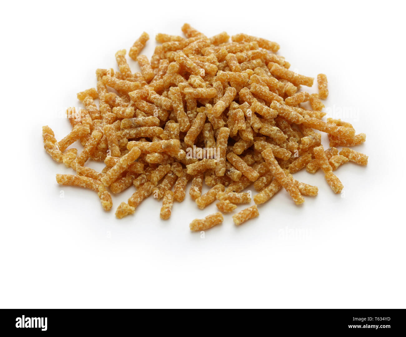 Trito di soia testurizzata, proteina vegetale isolato su sfondo bianco Foto Stock