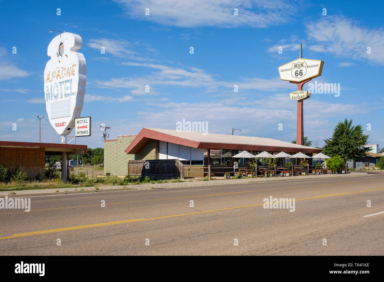 Classic road hotel Motel di Apache e Kix Eatery NEGLI STATI UNITI. Route 66 Tucumcari, Nuovo Messico, STATI UNITI D'AMERICA Foto Stock