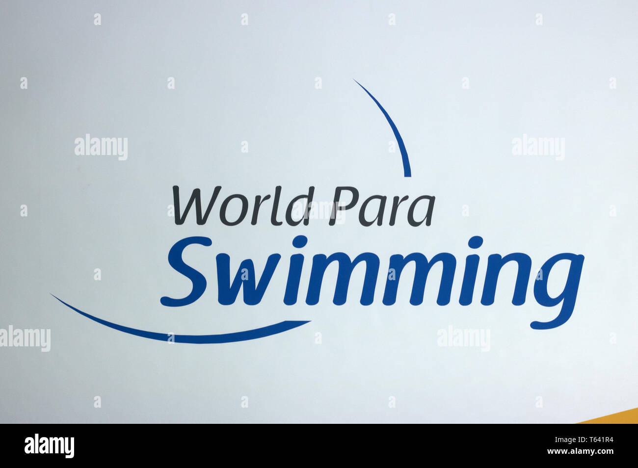 Logo sul bordo piscina segnaletica. Il giorno 3 del 2019 British Para-Swimming incontro internazionale, a Tollcross International centro nuoto. Foto Stock
