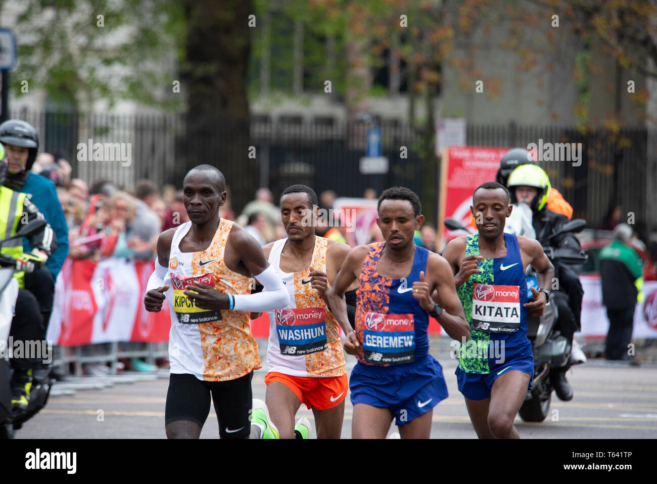 Londra, Regno Unito. 28 aprile 2019 denaro Virgin London Marathon, menâ€™s Elite gara. Credito: A.Bennett Foto Stock