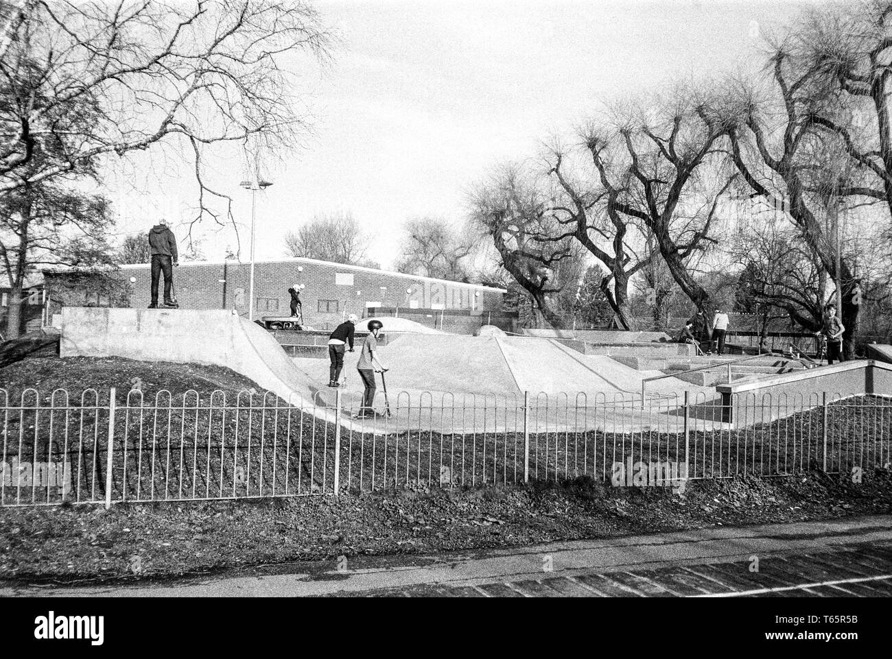 Winchester Skate-Park , North Walls Skatepark, River Park Leisure Centre, Winchester, Hampshire, Inghilterra, Regno Unito. Foto Stock