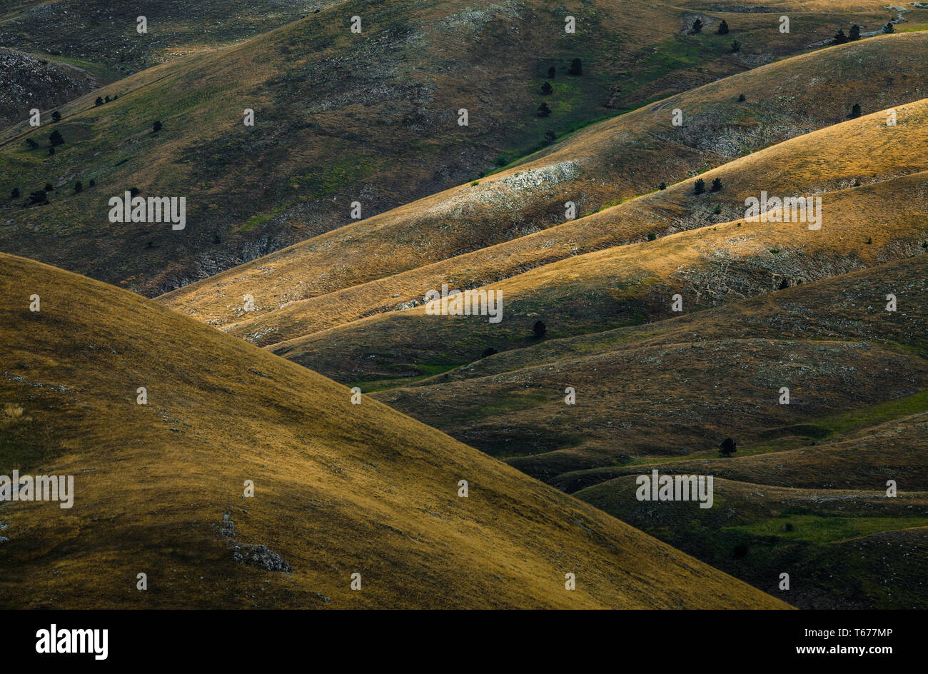 Gran Sasso e Monti della Laga National Park, colline di Campo Imperatore. Abruzzo Foto Stock