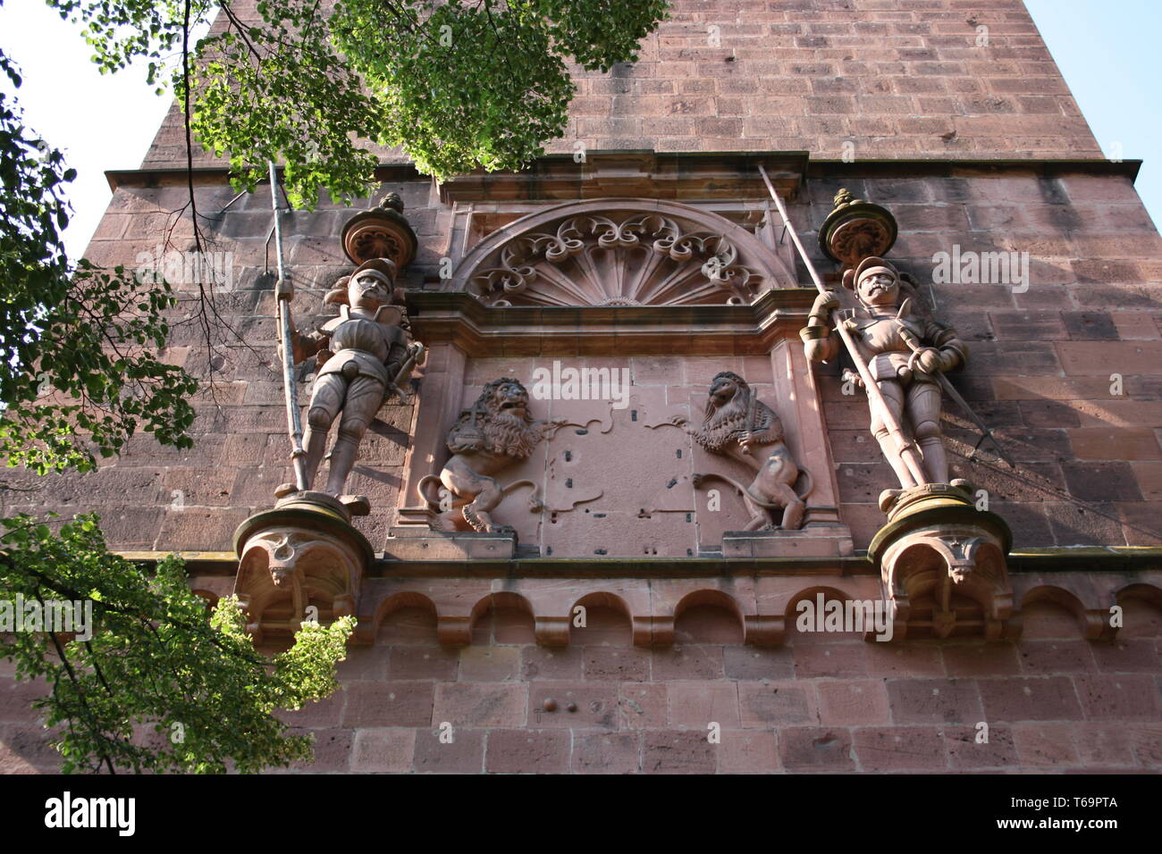 Heidelberg, statue in corrispondenza del castello di Heidelberg Foto Stock