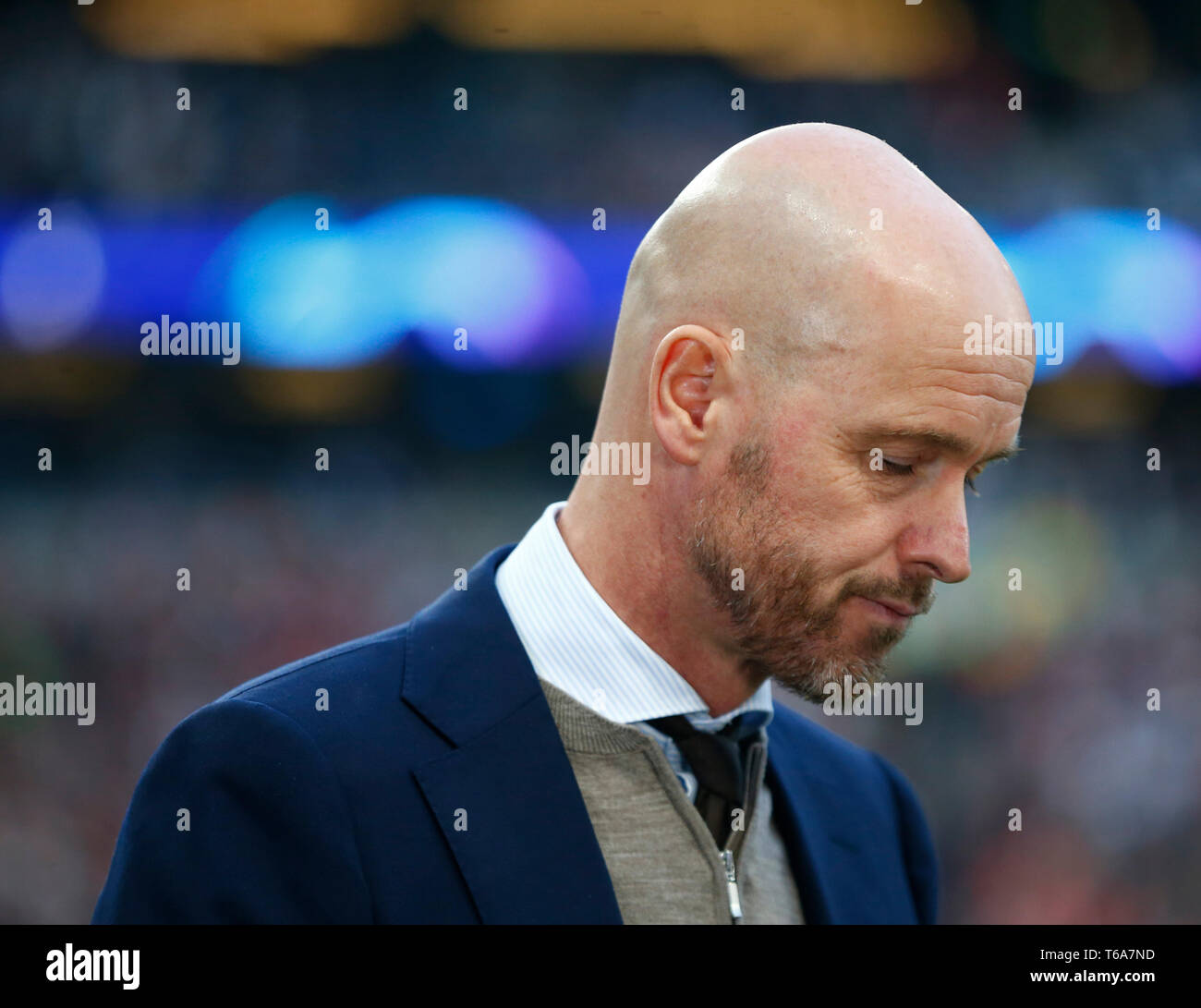 Londra, Regno Unito. Il 30 aprile, 2019. Erik dieci Hag manager di Ajax durante UEFA Championship League semi-finale 1 Gamba tra Tottenham Hotspur e Ajax a Tottenham Hotspur Stadium , Londra, Regno Unito il 30 Apr 2019 Azione di Credito Foto Sport FA Premier League e Football League immagini sono soggette a licenza DataCo. Solo uso editoriale. Nessuna stampa di vendite. Nessun uso personale di vendita. NO non corrisposto usare carte di credito: Azione Foto Sport/Alamy Live News Foto Stock