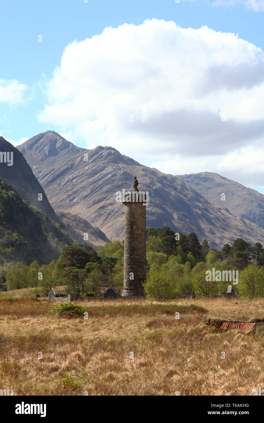 Monumento Glenfinnan accanto a Loch Shiel Glenfinnan Lochaber in Scozia Foto Stock