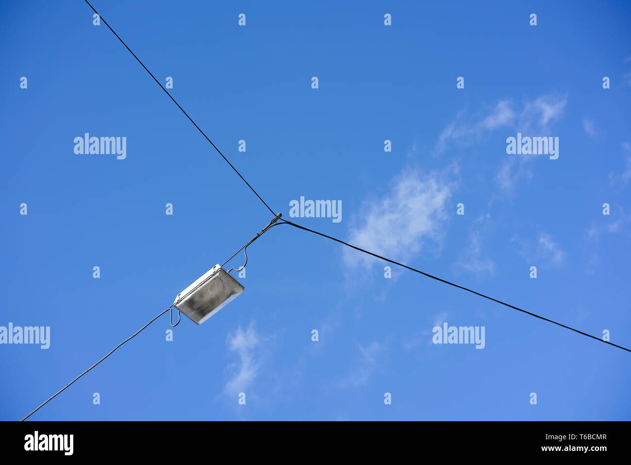 L'illuminazione di una strada nel centro della città di Magdeburgo Foto Stock