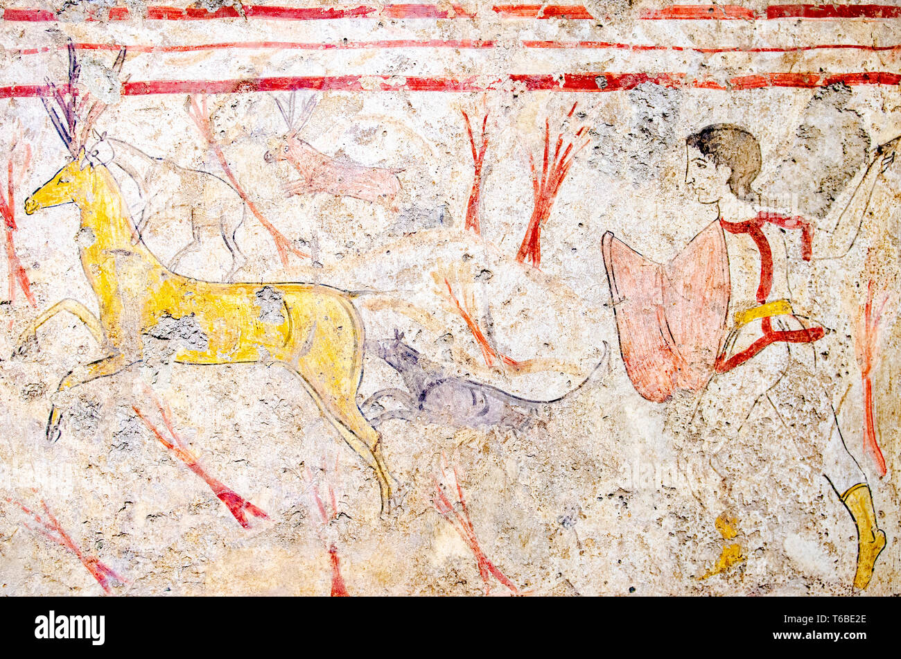Paestum, antichi affreschi nella tomba di guerrieri in lotta Foto Stock