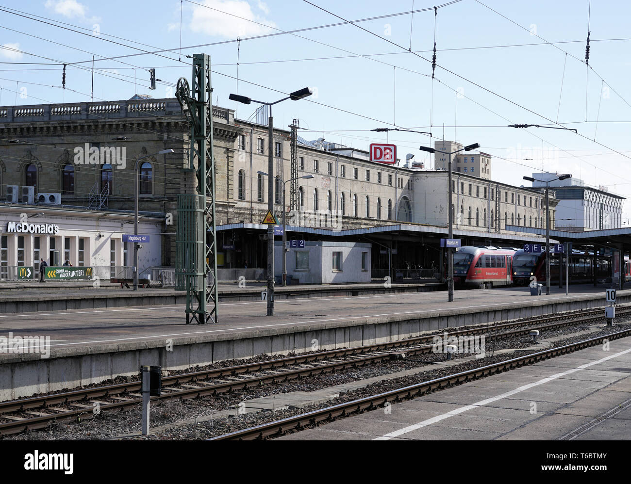 Stazione centrale nel centro della città di Magdeburgo Foto Stock