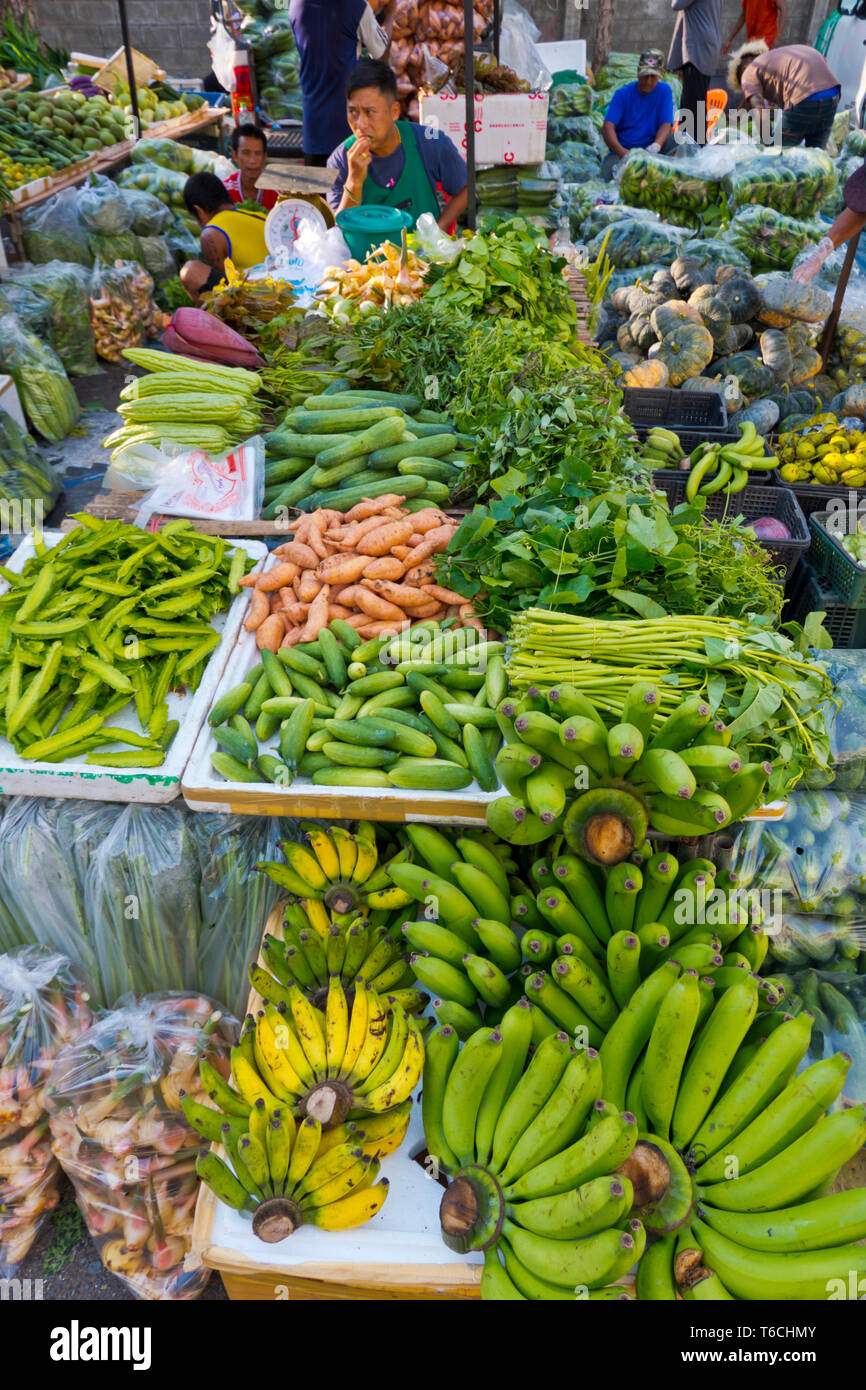 Centrale mercato all'aperto, a Soi Sapphakit Phisai, città di Phuket, Tailandia Foto Stock