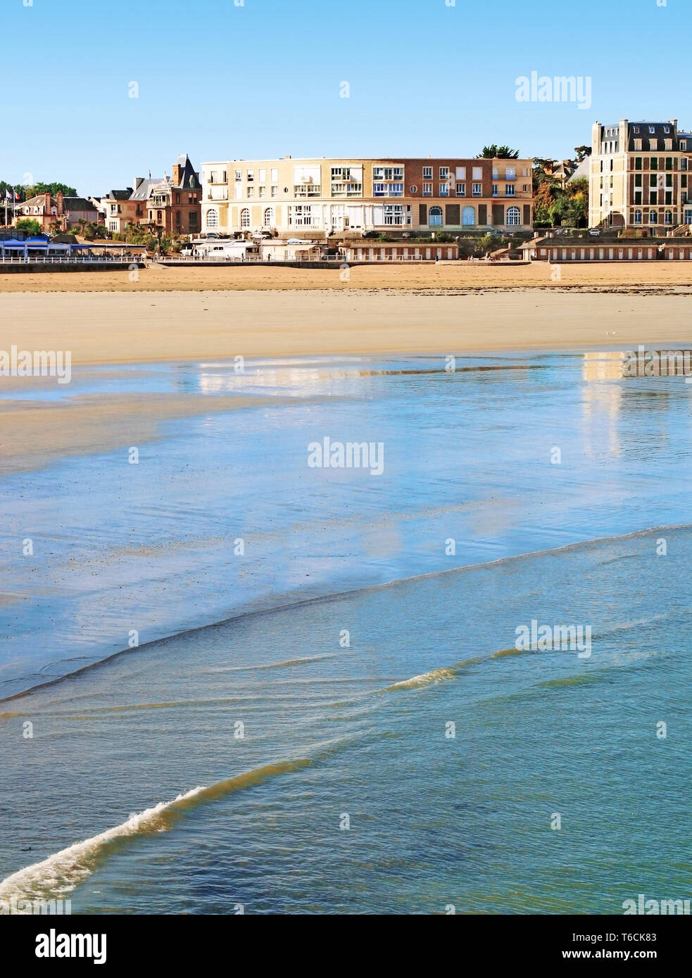Dinard beach in Bretagna. La Francia. Foto Stock