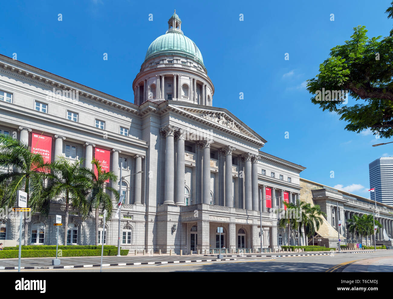 Galleria Nazionale di Singapore, alloggiato nel vecchio municipio e dalla Corte Suprema edifici, St Andrew's Road, Singapore, Singapore Foto Stock