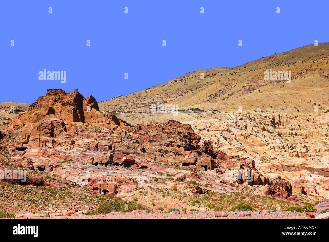 Vista di Mughar un Nassara tombe, situato nella parte orientale di Petra. La Giordania. Foto Stock
