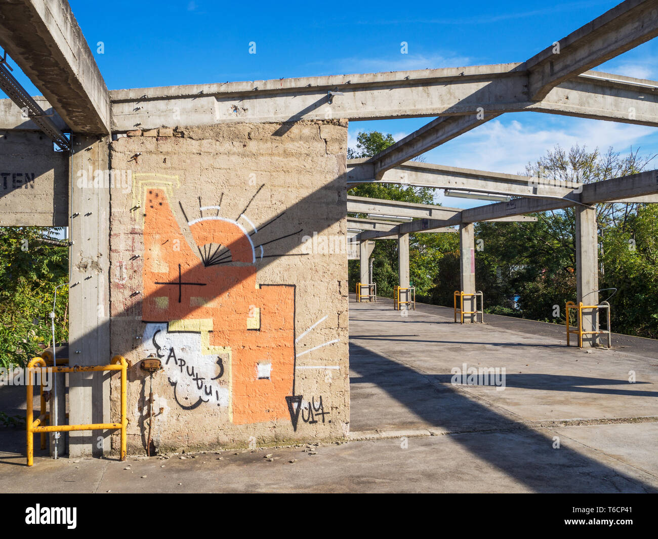 Il vecchio magazzino Industrieruine Foto Stock