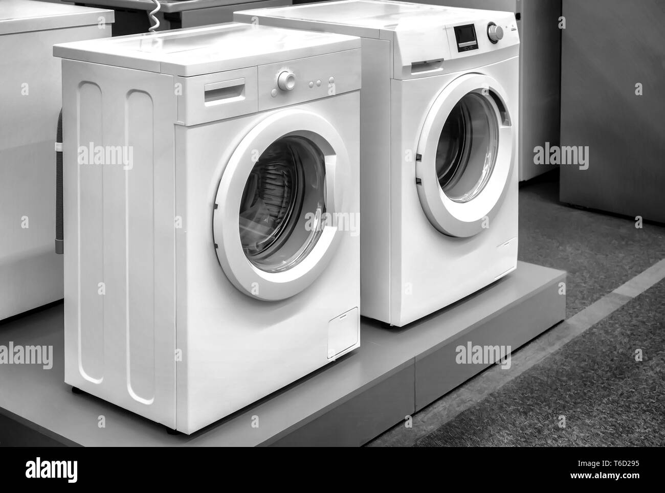 Le macchine di lavaggio sono venduti nel negozio. Foto Stock