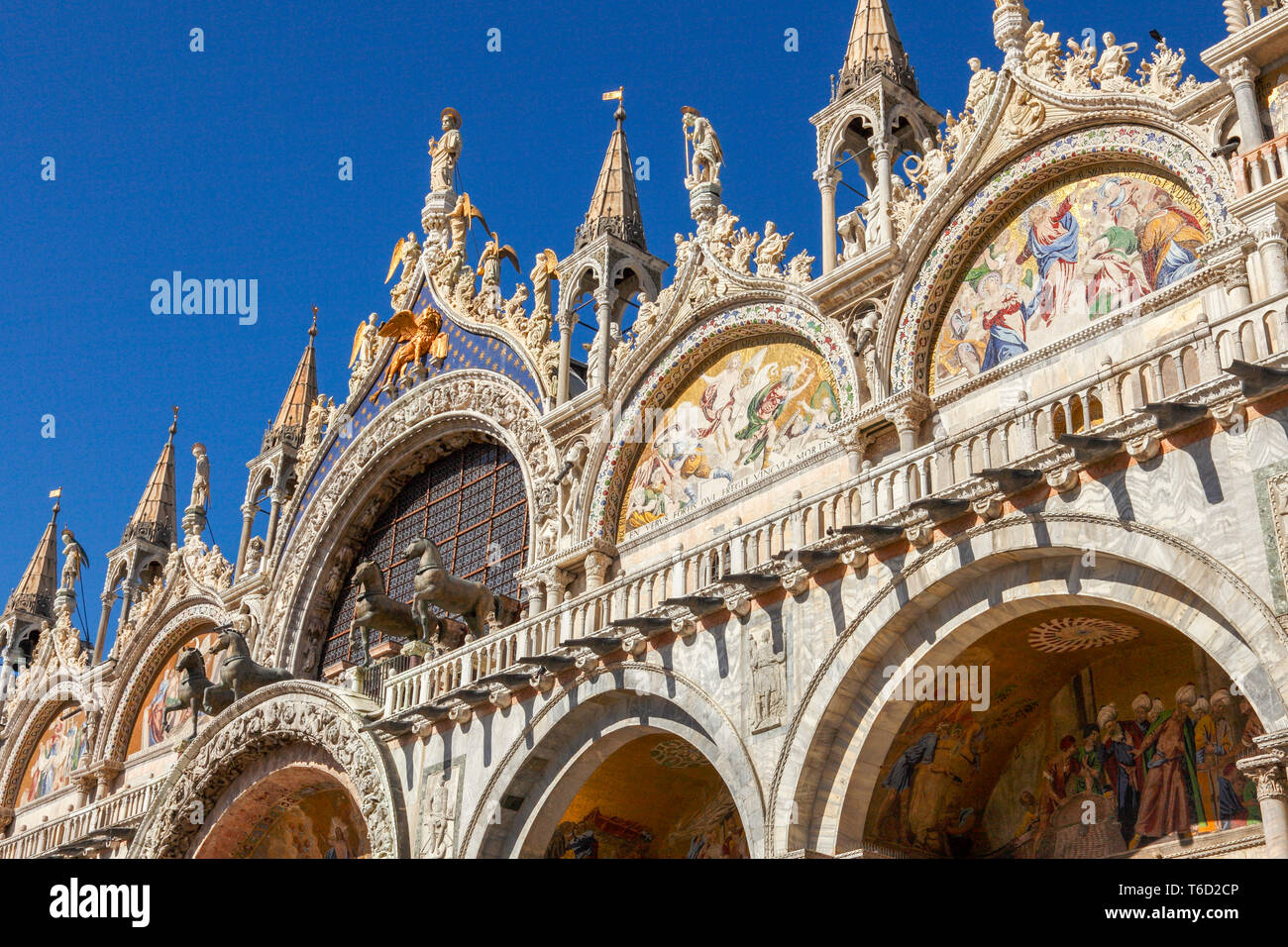La Basilica di San Marco, Piazza San Marco, Venezia, Veneto, Italia. Foto Stock